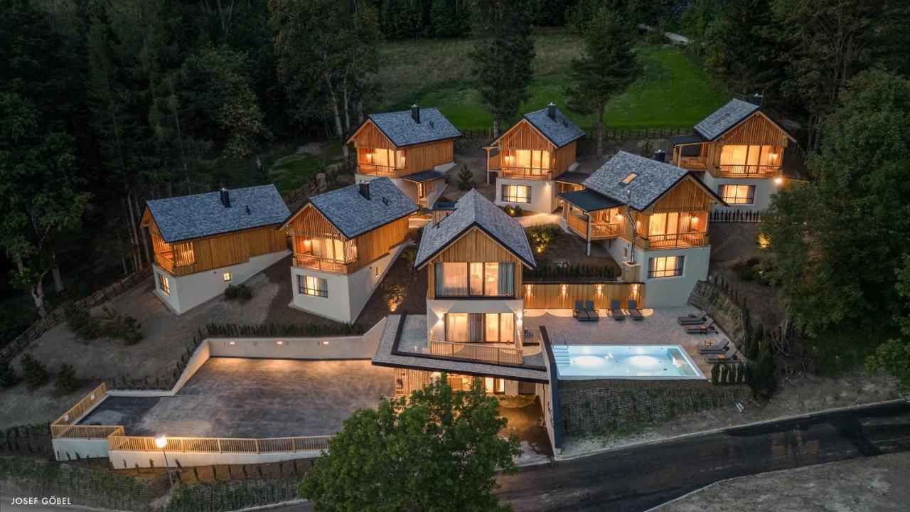 Hideaway Hotel Montestyria Chalets & Suiten มาเรียตเซลล์ ภายนอก รูปภาพ