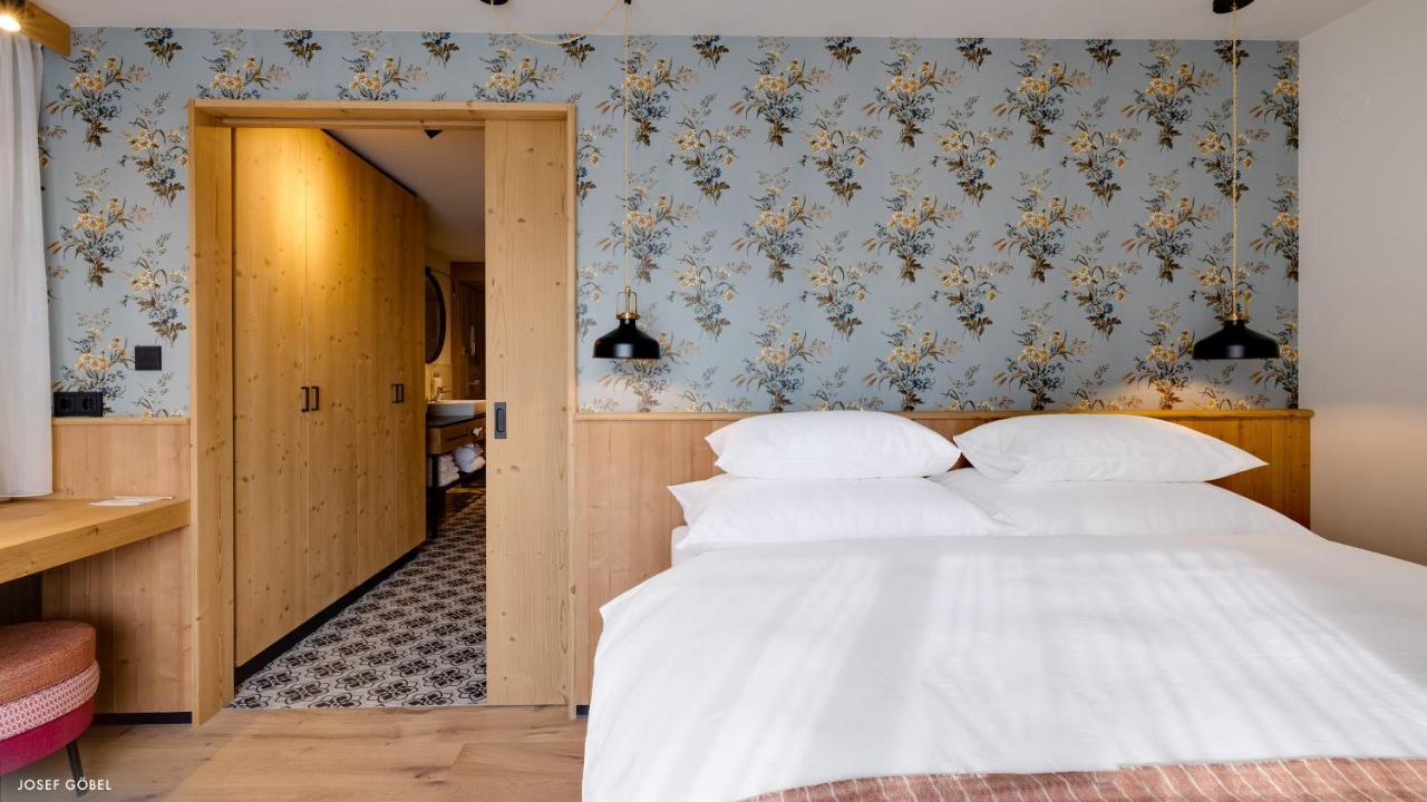 Hideaway Hotel Montestyria Chalets & Suiten มาเรียตเซลล์ ภายนอก รูปภาพ
