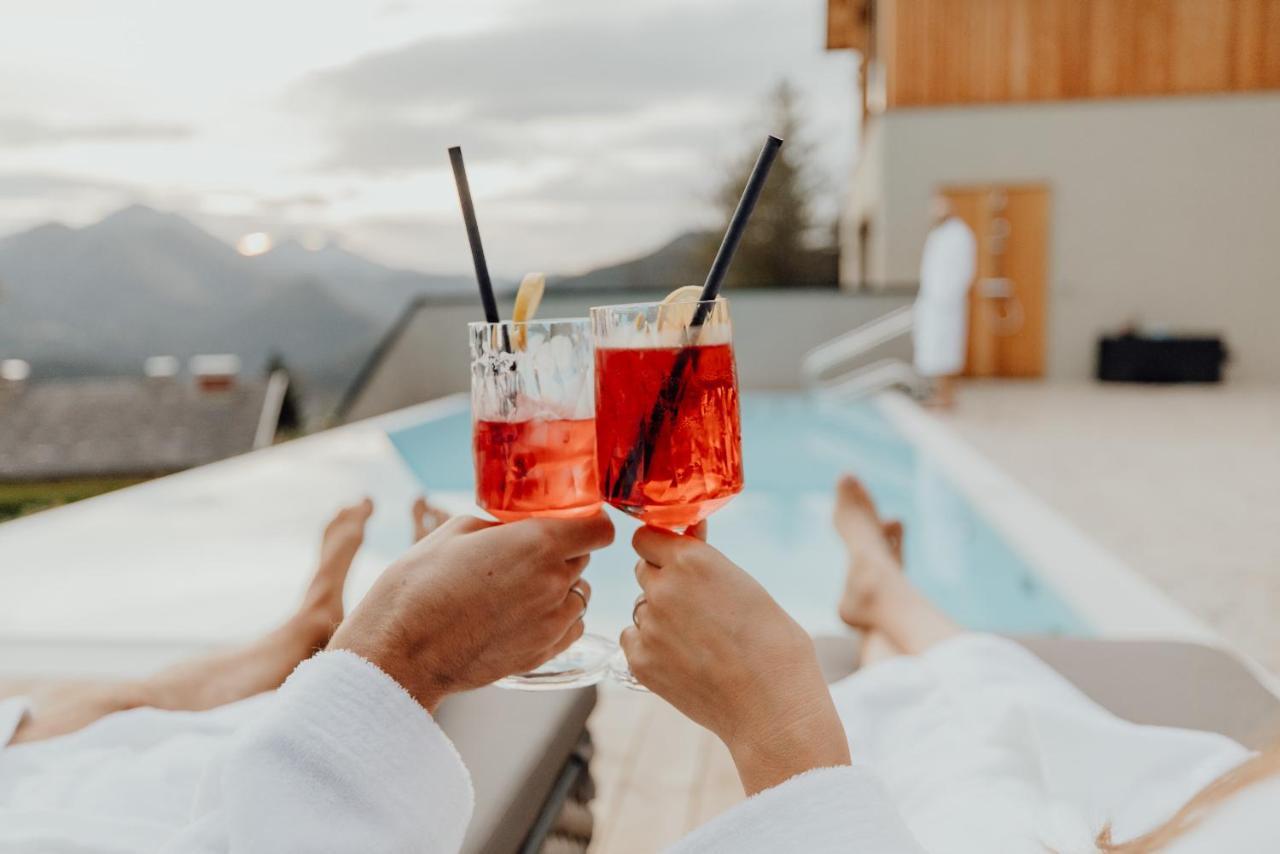 Hideaway Hotel Montestyria Chalets & Suiten มาเรียตเซลล์ ภายนอก รูปภาพ