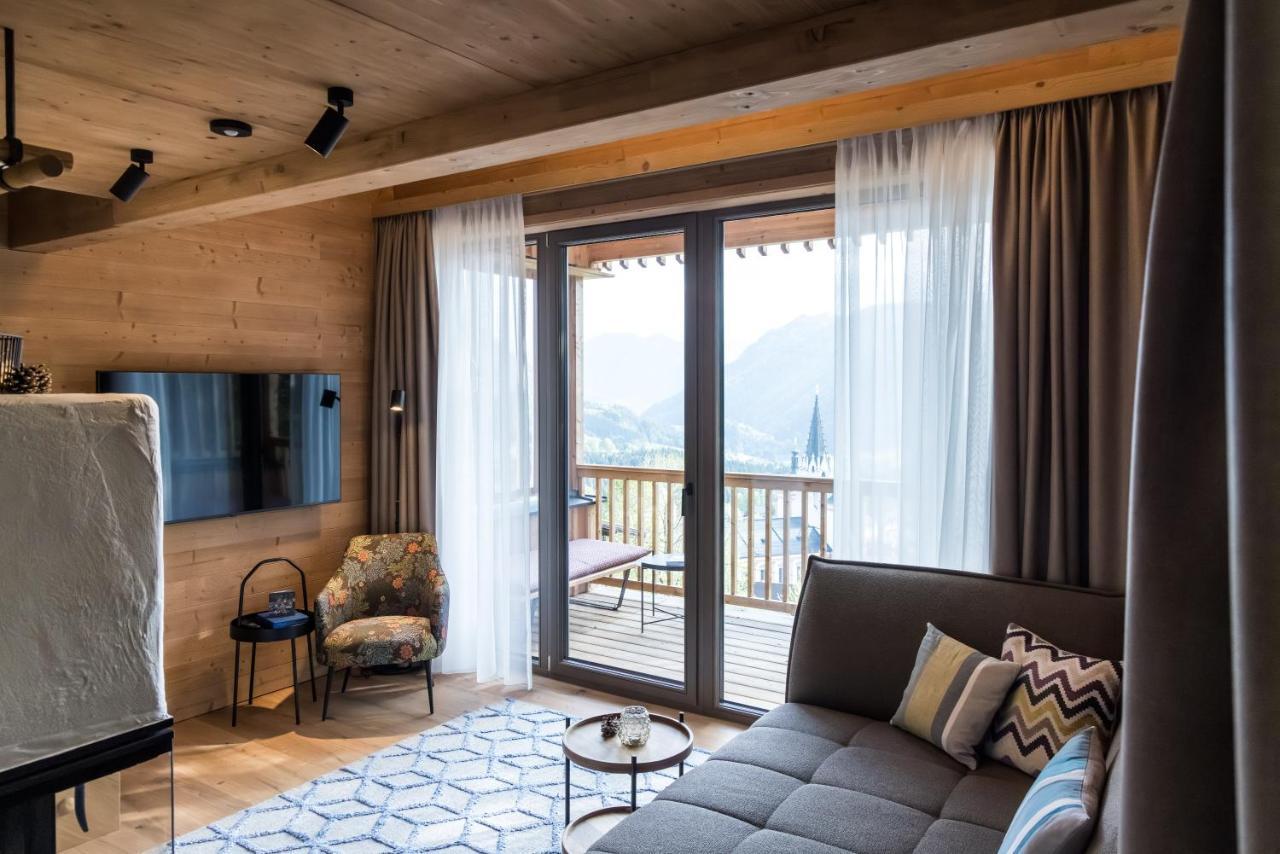 Hideaway Hotel Montestyria Chalets & Suiten มาเรียตเซลล์ ภายนอก รูปภาพ