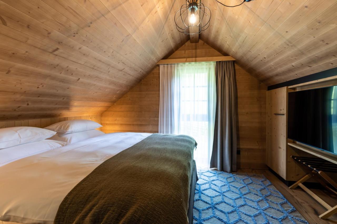 Hideaway Hotel Montestyria Chalets & Suiten มาเรียตเซลล์ ภายนอก รูปภาพ