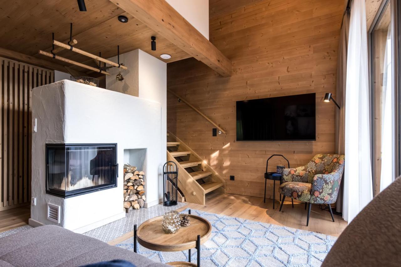Hideaway Hotel Montestyria Chalets & Suiten มาเรียตเซลล์ ภายนอก รูปภาพ