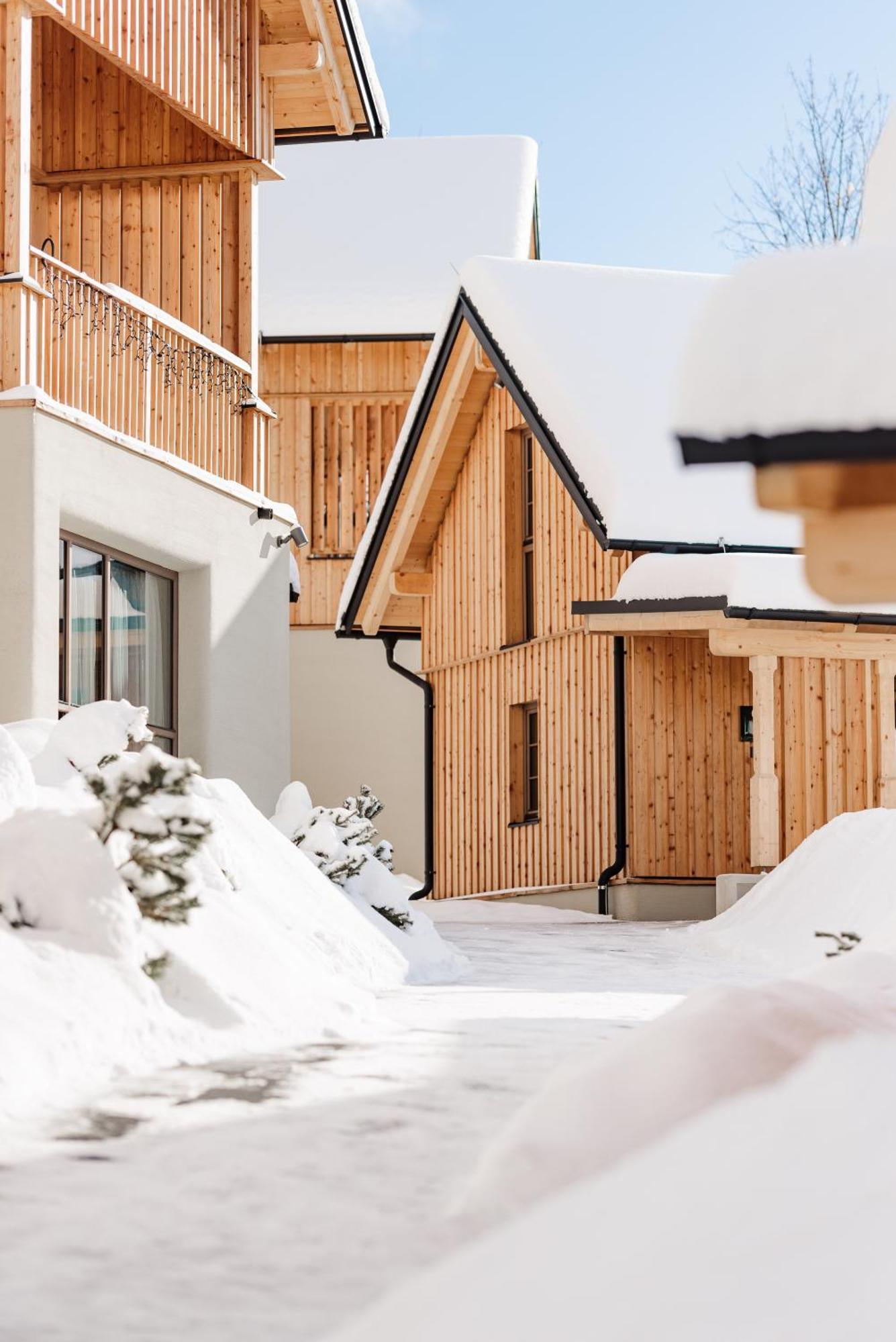 Hideaway Hotel Montestyria Chalets & Suiten มาเรียตเซลล์ ภายนอก รูปภาพ