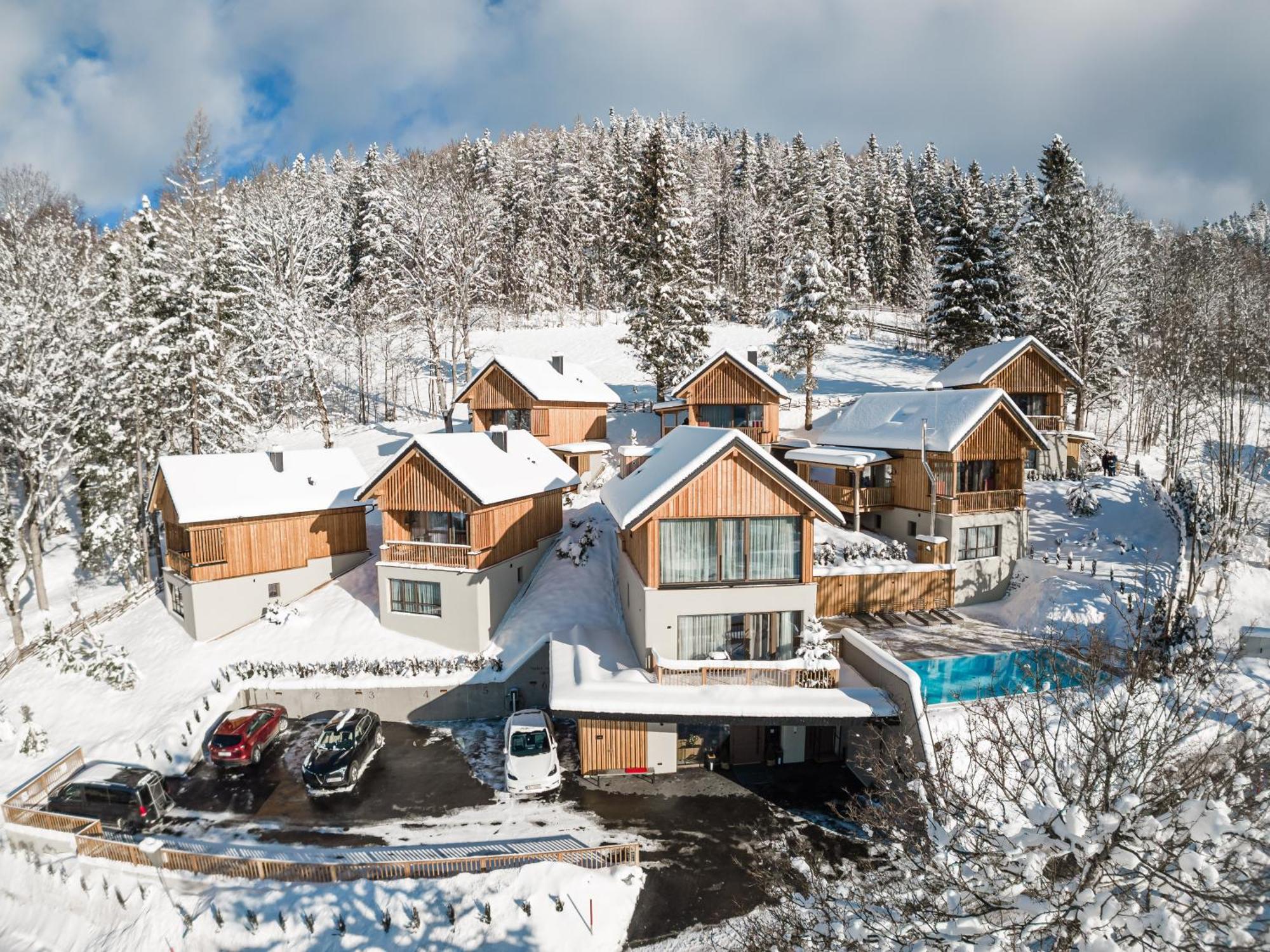Hideaway Hotel Montestyria Chalets & Suiten มาเรียตเซลล์ ภายนอก รูปภาพ